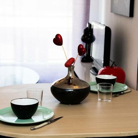Appartements Du Leman - Proches Geneve - Parkings Prives Gratuits Анмас Екстериор снимка