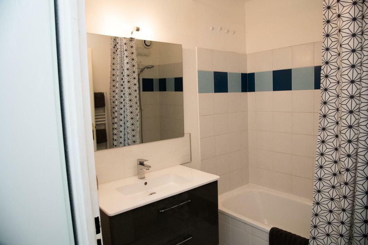 Appartements Du Leman - Proches Geneve - Parkings Prives Gratuits Анмас Екстериор снимка